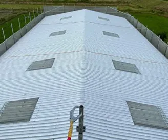 ストレート屋根板金カバールーフ工事後