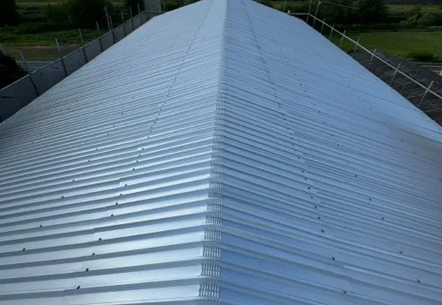 ストレート屋根板金カバールーフ工事後