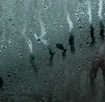 結露ができている窓、結露防止